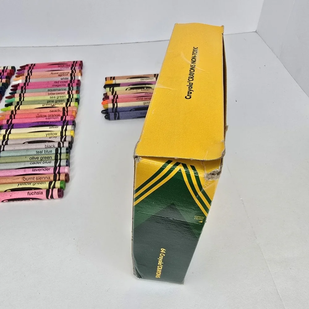 Vintage Box 64 Crayola Crayons 1990 Built-in Sharpener Retired Colors USA RARE